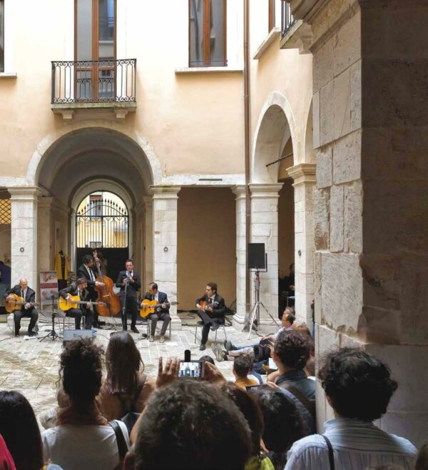 L'AQUILA - LA CITTÀ E IL NUOVO MILLENNIO - immagine 3